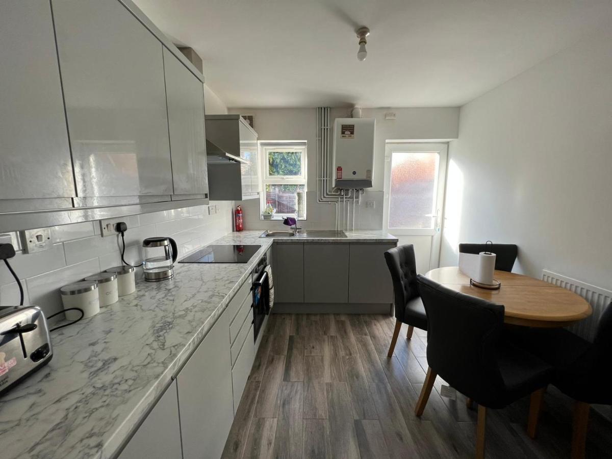 Cosy Home Near Nec, Bhx Bullring & Solihull Birmingam Exterior foto